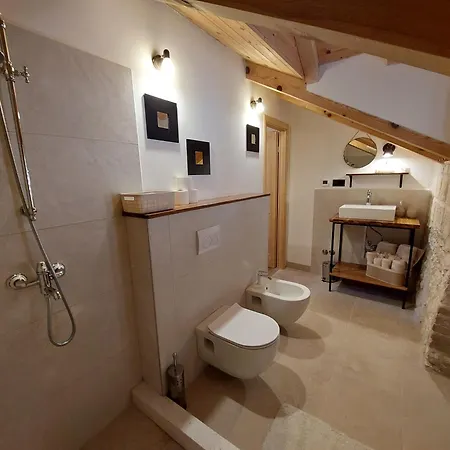 Stone House Sprtini Ložišće
